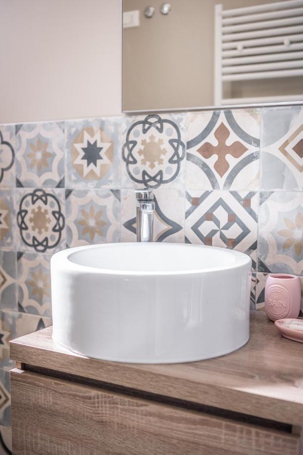 Suite 649 Mono Con Terrazzo Μόντενα Εξωτερικό φωτογραφία